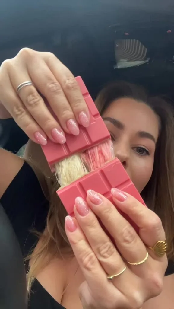 Car Eating – Chocotale