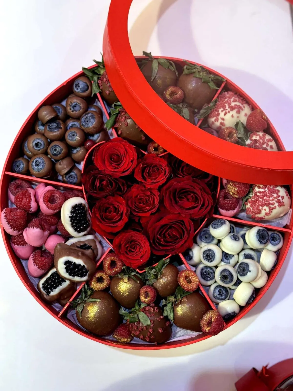 Deluxe Berry Sensation Box